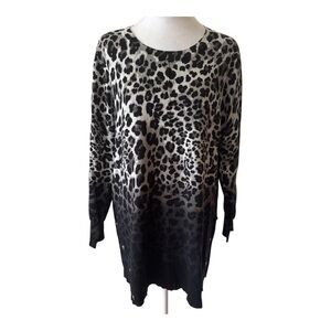 NEW * JM Collection Black and Gray Oversized Tunic * NEW NO TAGS